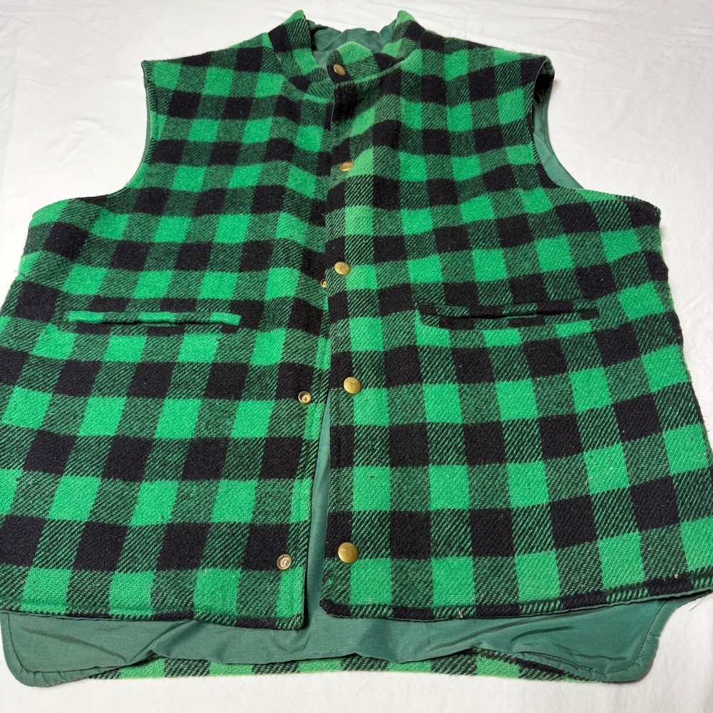 Vintage (80’s) L.L. Bean Reversible Wool Buffalo Plaid Vest Men’s Large USA Made